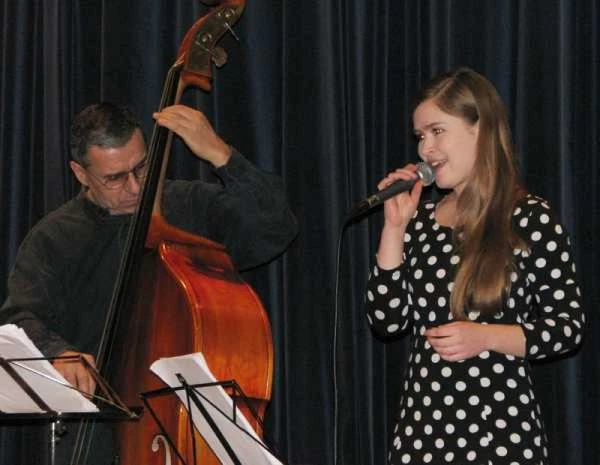 PORA NA JAZZ: Jedzie pociąg z daleka...